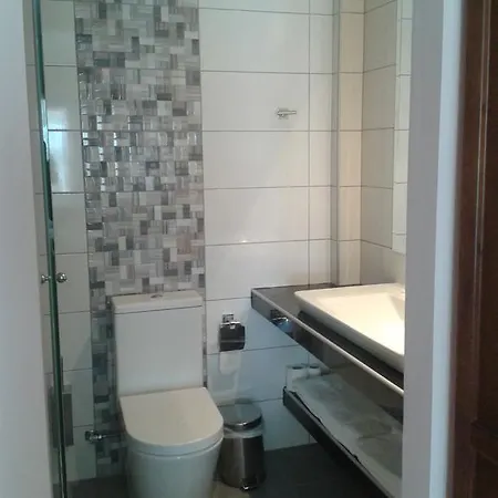 Sea To Néa Péramos