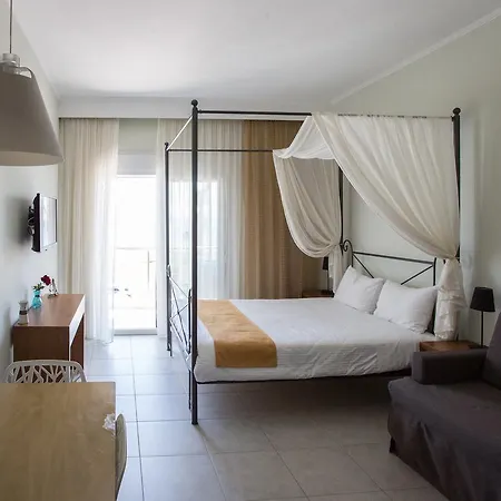 Sea To * Néa Péramos