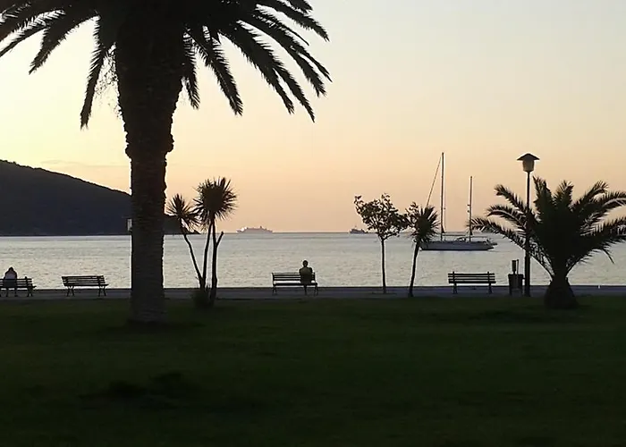 Sea To Néa Péramos